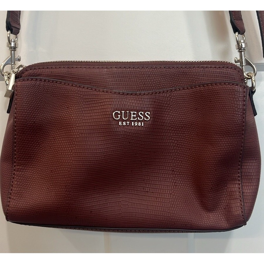 GUESS Lyndi Girlfriend Croc‎ Faux Leather Small Crossbody Bag Purse Dark Red